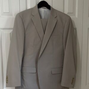 Palm Beach Boutique Men's Beige Suit